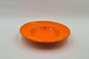 vaisselle-ceramique-fait-main-assiette-a-pate-orange-aubagne