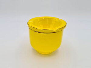 vaisselle-ceramique-fait-main-cendrier-geant-jaune-aubagne