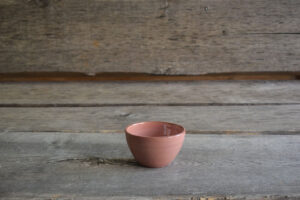 vaisselle-ceramique-fait-main-mini-bol-rose-aubagne