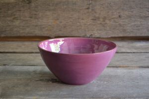 vaisselle-ceramique-fait-main-saladier-grand-violet-aubagne