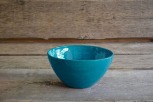 vaisselle-ceramique-fait-main-saladier-moyen-turquoise-aubagne