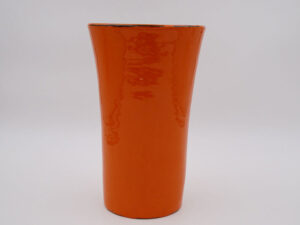 vaisselle-ceramique-fait-main-vase-tube-haut-orange-aubagne