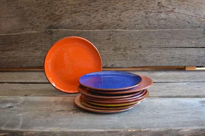 vaisselle-ceramique-fait-main-assiette-plate-aubagne.jpeg
