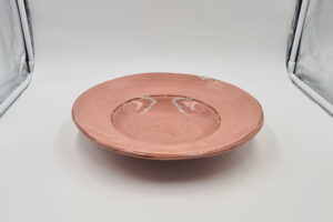 vaisselle-ceramique-fait-main-assiette-a-pate-rose-aubagne