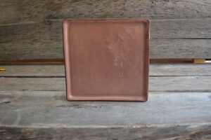 vaisselle-ceramique-fait-main-assiette-de-presentation-rose-aubagne