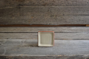 vaisselle-ceramique-fait-main-assiette-mini-blanc-aubagne.jpeg