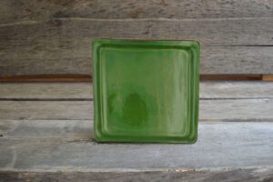 vaisselle-ceramique-fait-main-assiette-plate-vert-aubagne