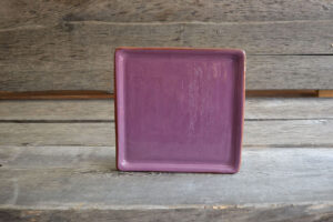 vaisselle-ceramique-fait-main-assiette-plate-violet-aubagne.jpeg