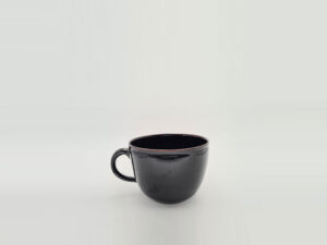 vaisselle-ceramique-fait-main-cafe-anse-noir-aubagne