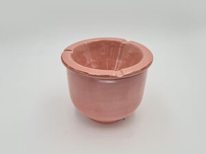 vaisselle-ceramique-fait-main-cendrier-geant-rose-aubagne