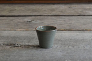 vaisselle-ceramique-fait-main-coffee-grand-gris-aubagne