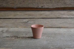 vaisselle-ceramique-fait-main-coffee-moyen-rose-aubagne
