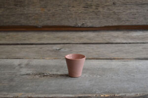 vaisselle-ceramique-fait-main-coffee-streto-rose-aubagne