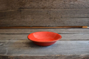 vaisselle-ceramique-fait-main-coupe-a-fruits-rouge-aubagne
