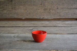 vaisselle-ceramique-fait-main-mini-bol-rouge-aubagne