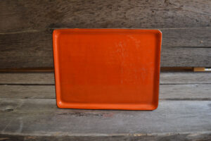 vaisselle-ceramique-fait-main-petit-plateau-orange-aubagne.jpeg