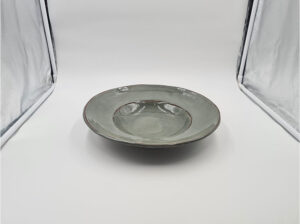 vaisselle-ceramique-fait-main-petite-assiette-gourmet-gris-aubagne