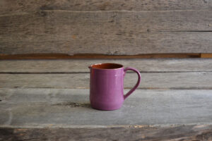 vaisselle-ceramique-fait-main-pichet-petit-violet-aubagne