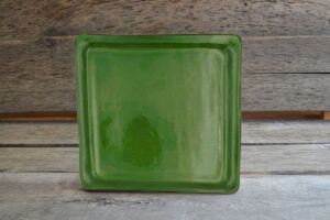 vaisselle-ceramique-fait-main-plateau-vert-aubagne