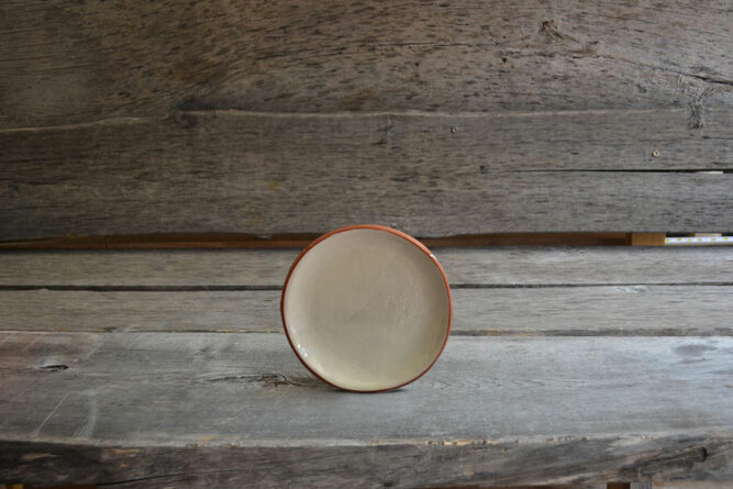 vaisselle-ceramique-fait-main-sous-tasse-r5a-blanc-aubagne