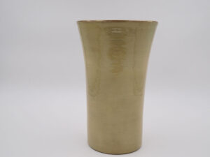 vaisselle-ceramique-fait-main-vase-tube-haut-sable-aubagne