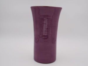 vaisselle-ceramique-fait-main-vase-tube-haut-violet-aubagne